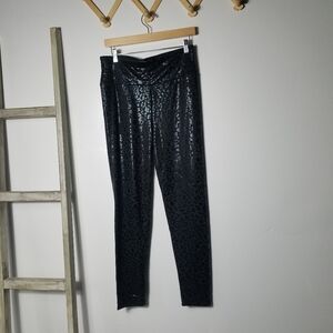 NWOT WOMEN'S BLACK LEOPARD PRINT LEGGINGS SIZE XL
